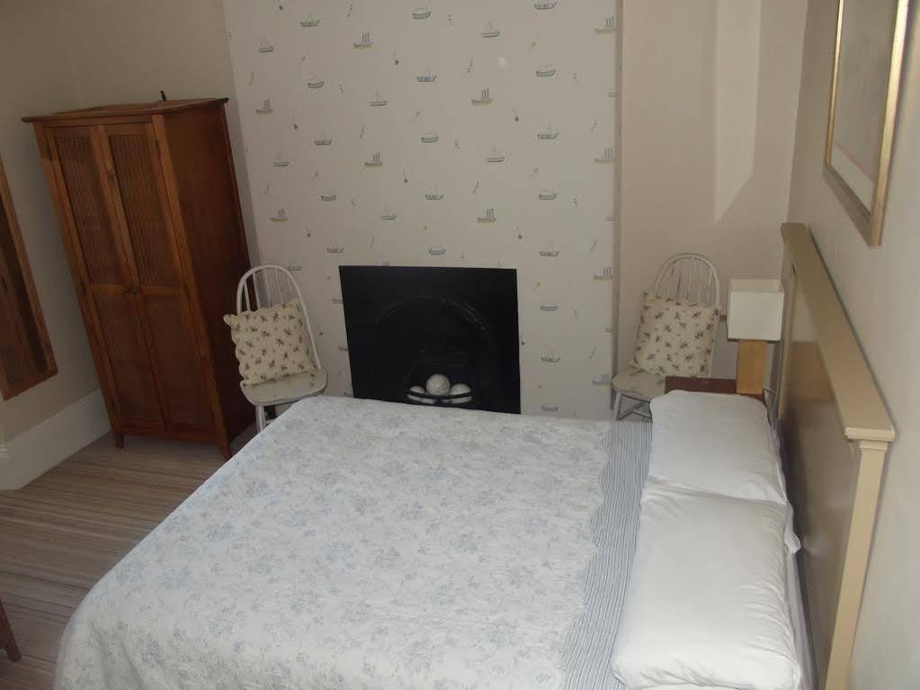 The Edgcumbe Hotel & Deck Restaurant Bude Extérieur photo